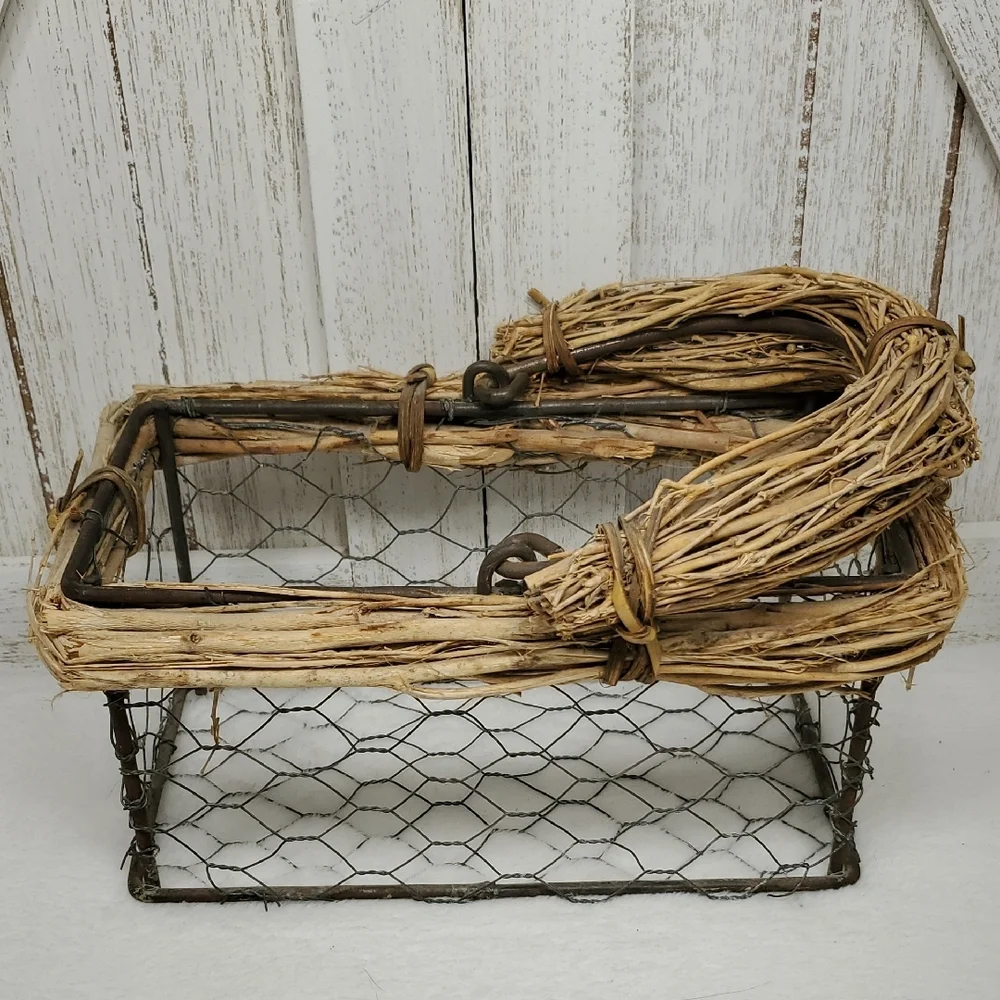 Grapevine & Twigs Wire Basket with Handle Chicken Wire Basket Vineyard Country